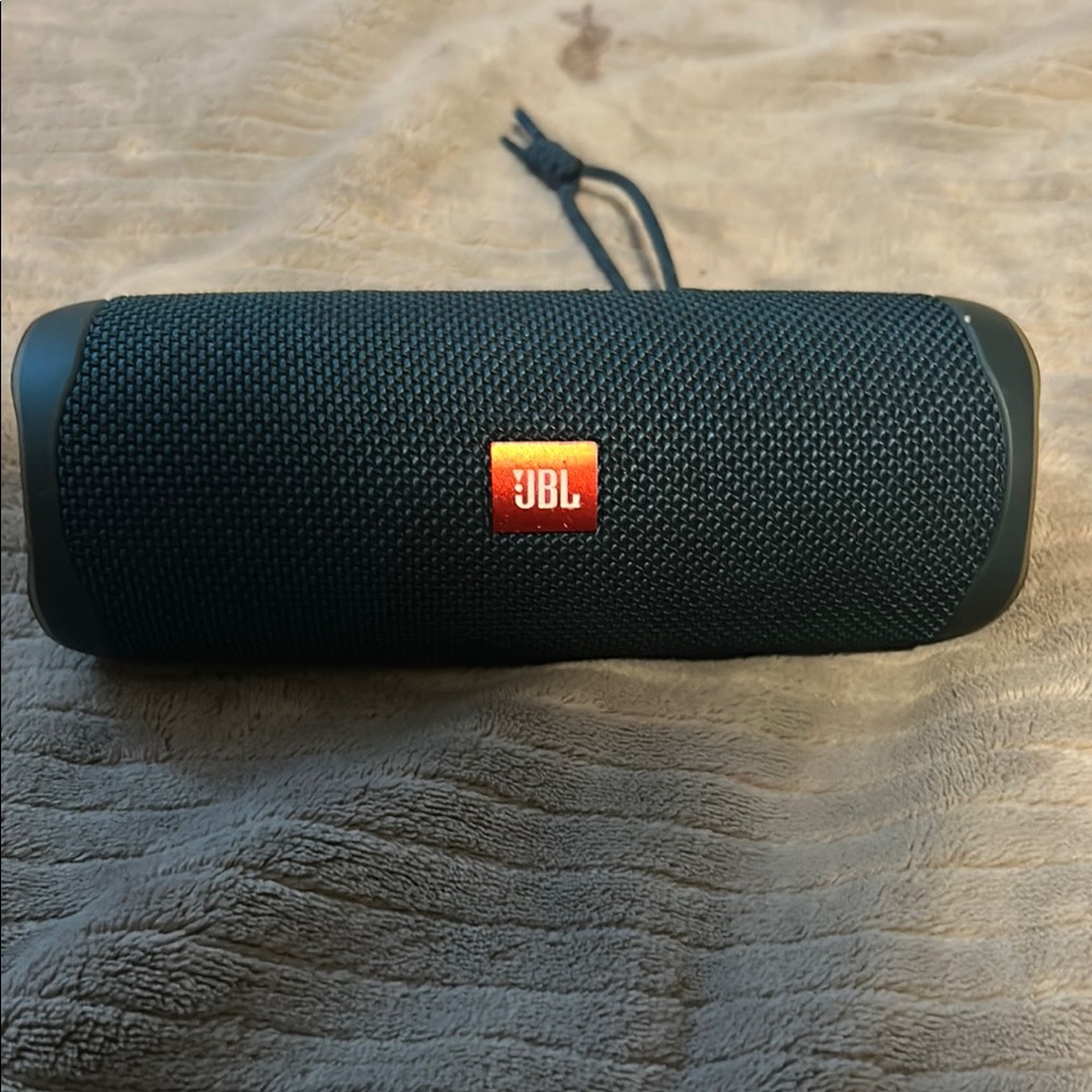 JBL Black Portable Bluetooth Speaker